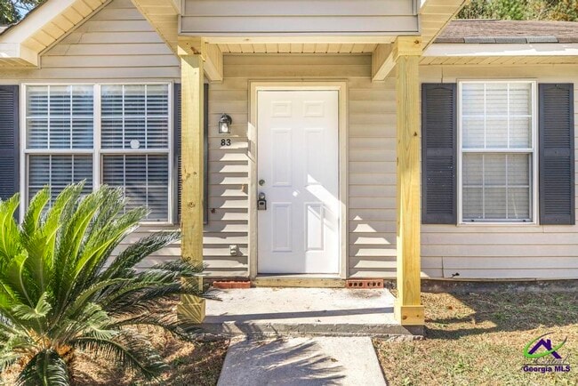 Photo - 83 Hamilton Woods Dr