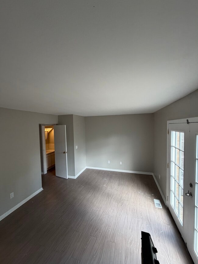 Photo - 6861 Emerald Ave Unit 6863