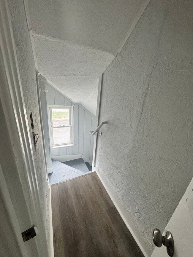 Photo - 284 Mechanic St Unit Apt2