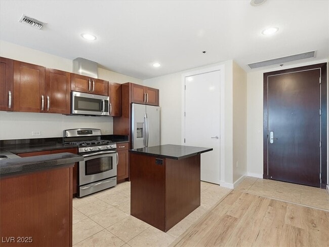 Photo - 4575 Dean Martin Dr Unit 911