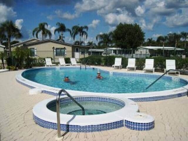 Building Photo - 10821 Wales Loop