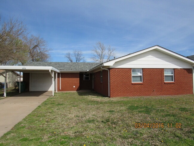 Building Photo - Water Paid! No Pets!