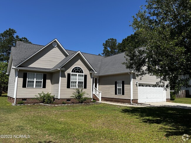 Building Photo - 111 Iverson Ln Rental