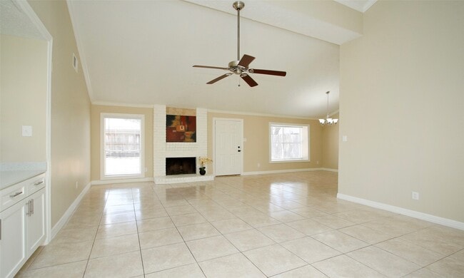 Building Photo - 6940 Foxmont Ln Rental