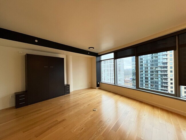 Photo - Beautiful Studio W/ View - The John Ross B... Unit 1816