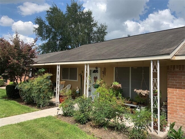 Photo - 3302 Burke Rd Unit 9