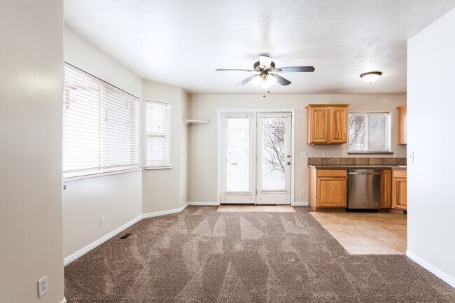 Photo - Charming Mountain Home with Prime Commuter...