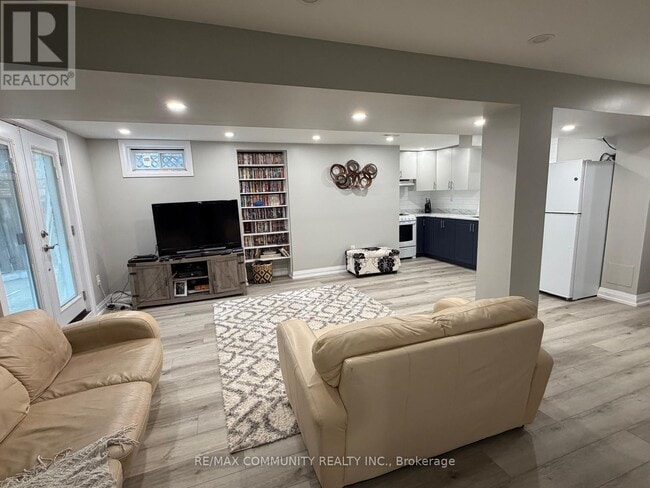 Photo - 24 Mayflower St