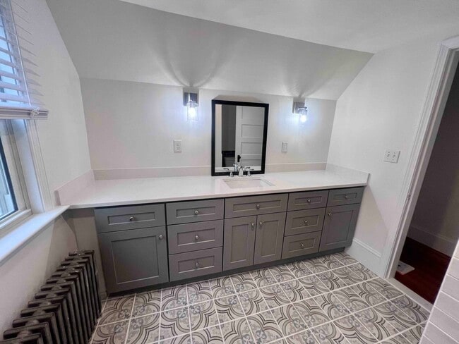 Photo - 61 Wollaston Ave Unit 61 Wollaston Ave -  2