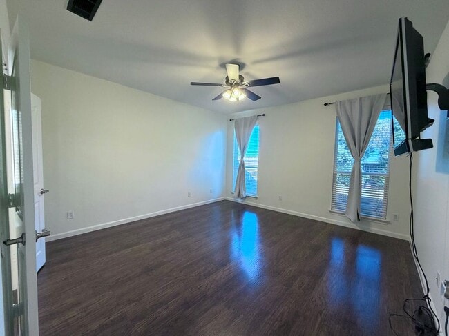 Photo - 3917 Old Richwood Ln