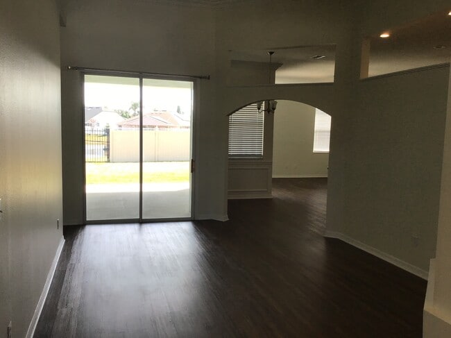 Photo - 428 Knight Land Ct