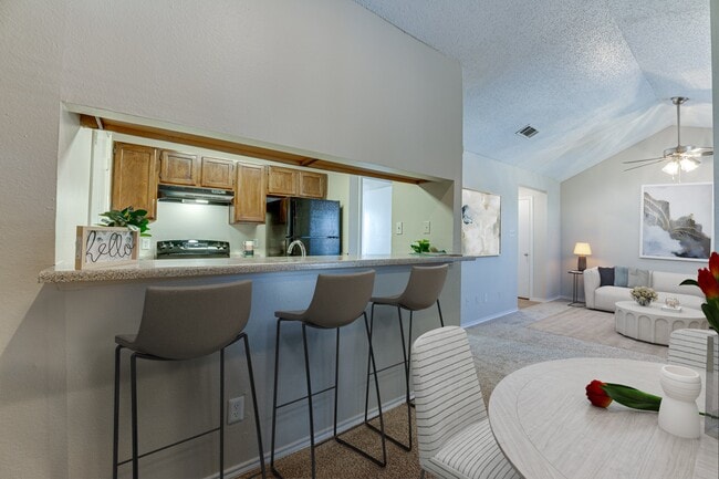 Photo - Towne Centre Village