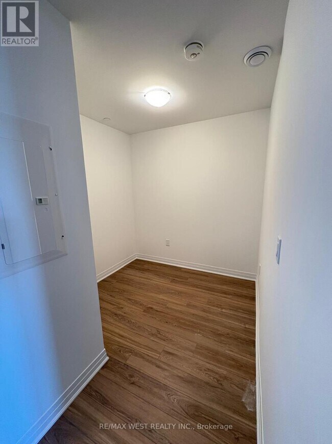 Photo - 490 Gordon Krantz Ave Unité 302