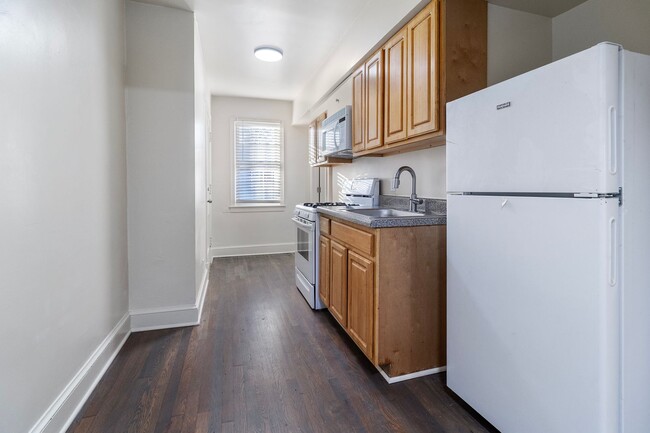 Photo - 4713 3rd Pl NW Unidad 1