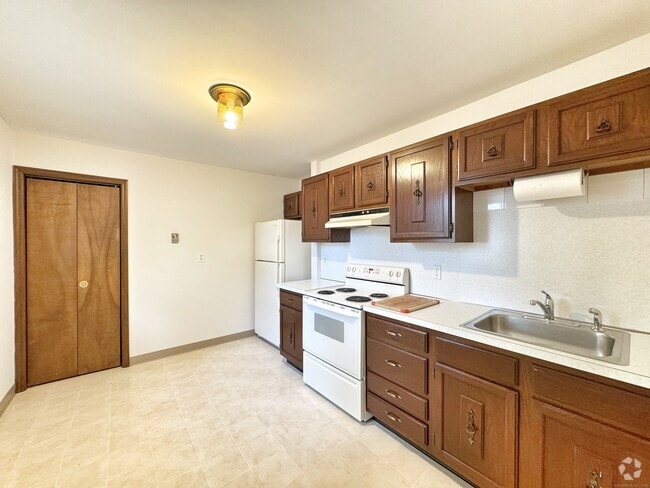 Building Photo - 3 Union Park S Unit 2 Rental
