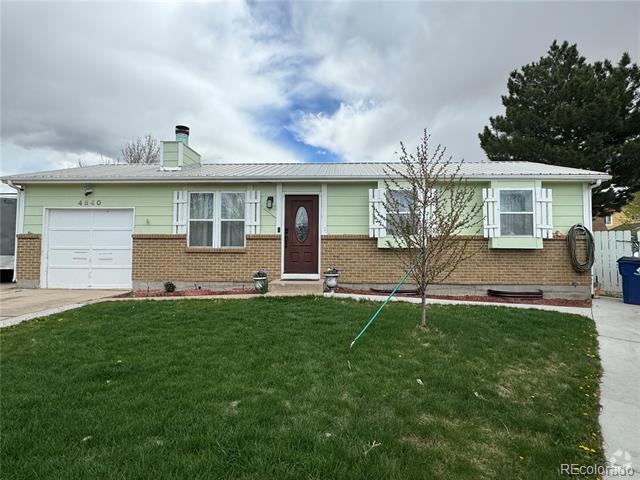 Building Photo - 4840 Ridenour Dr Rental