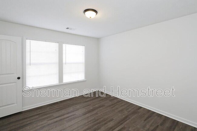 Photo - 3800 London Ct SW Unit 3800-204