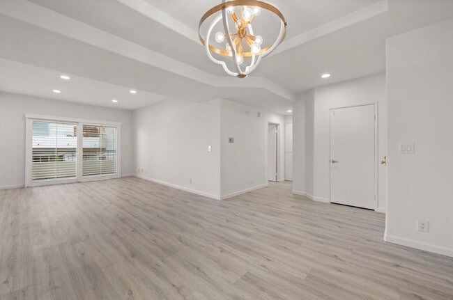 Carlyle Condominiums