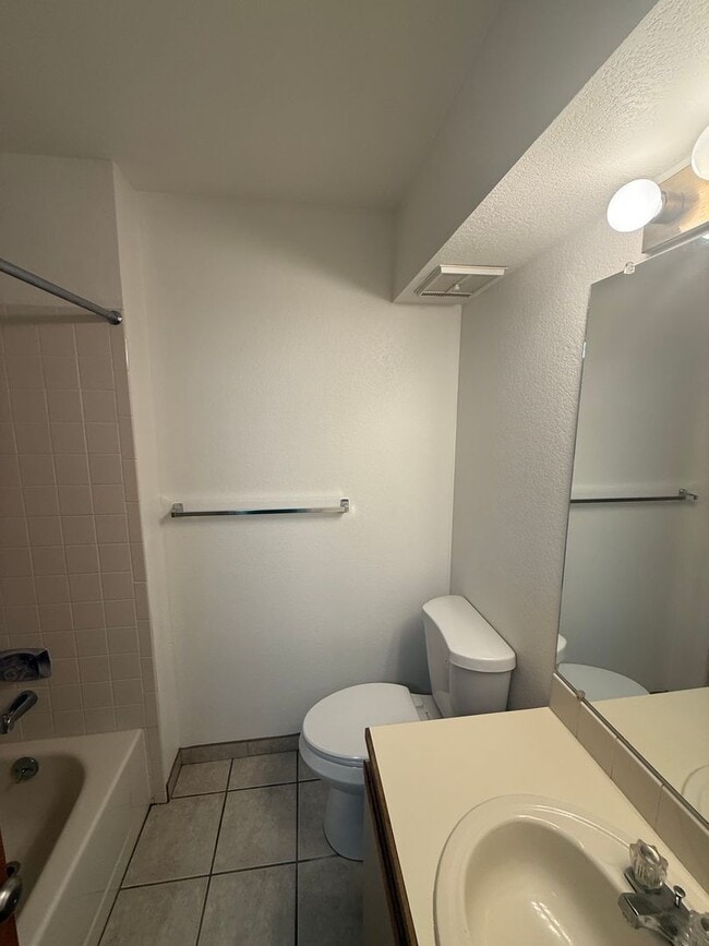 Photo - 5520 Stonewall Pl