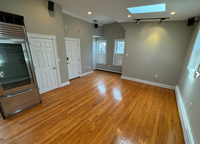 Photo - 24 Ellington Rd Unit 3