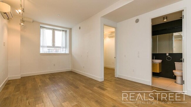 Photo - Maujer Street Unit GA