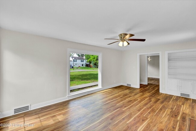 Photo - 7613 Norbourne Ave