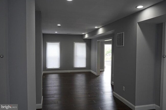 Photo - 3722 Woodhaven Ave Casa Adosada