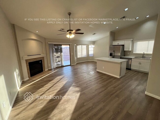 Photo - 16063 W Saguaro Ln