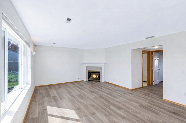 Photo - 18624 E 8th Ave