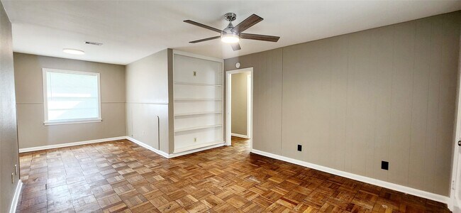 Photo - 113 Laurel St