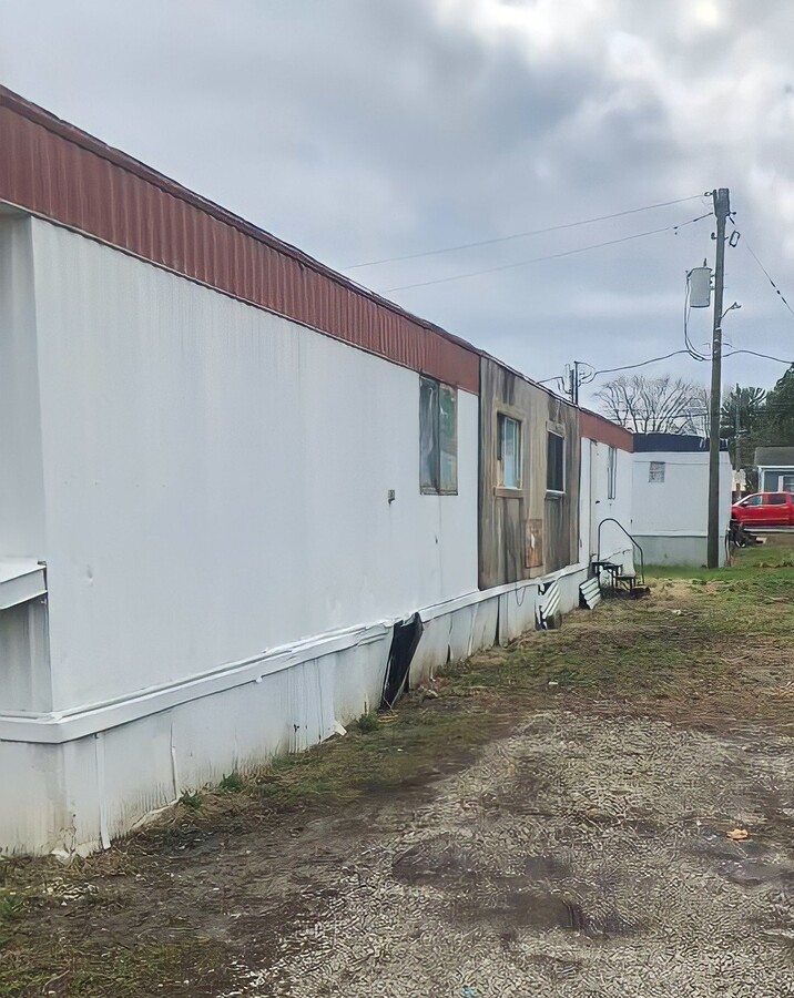 Photo - 32 Mahoning Ave