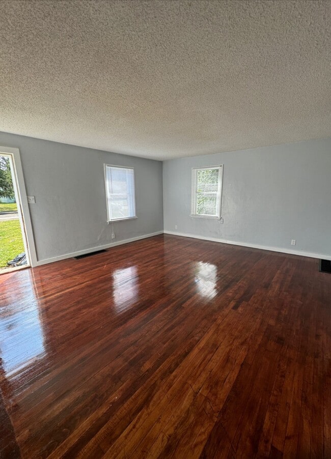 Building Photo - 1505 N Adams St Rental
