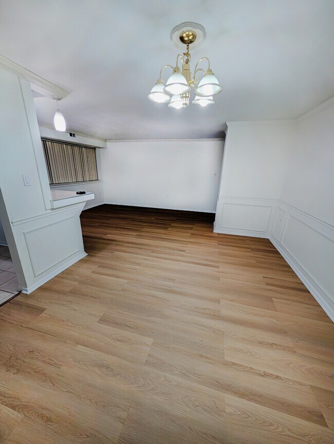 Photo - 11402 Cherry Hill Rd