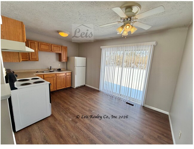 Photo - 1112 Skylark Dr