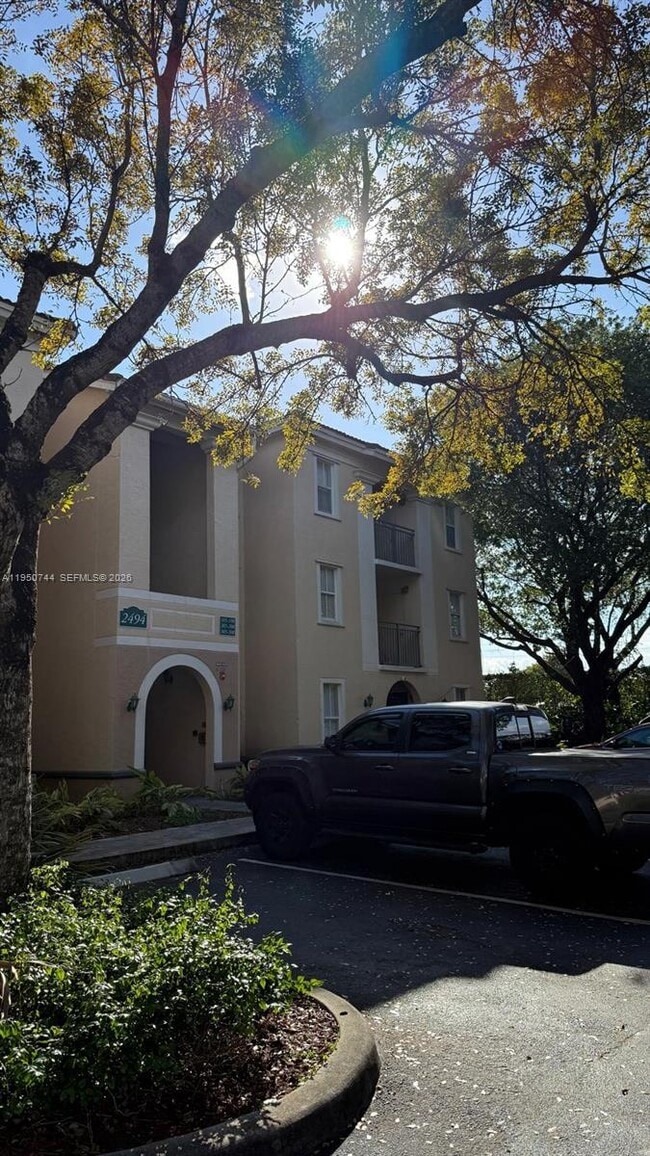 Photo - 2494 Centergate Dr Unit 305