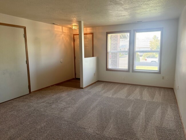 Photo - 2538 NE Norton Ct