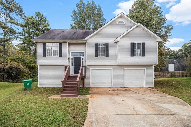 Building Photo - 4 Bedroom 3 Bath House