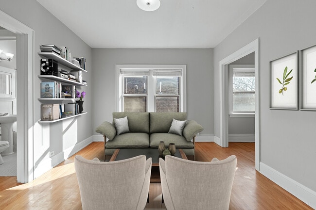 Photo - 2400 Harriet Ave Apartments | Origen Living