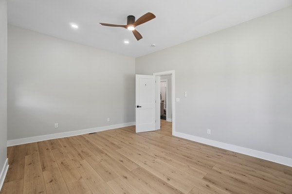 Photo - 571 Hale Ave