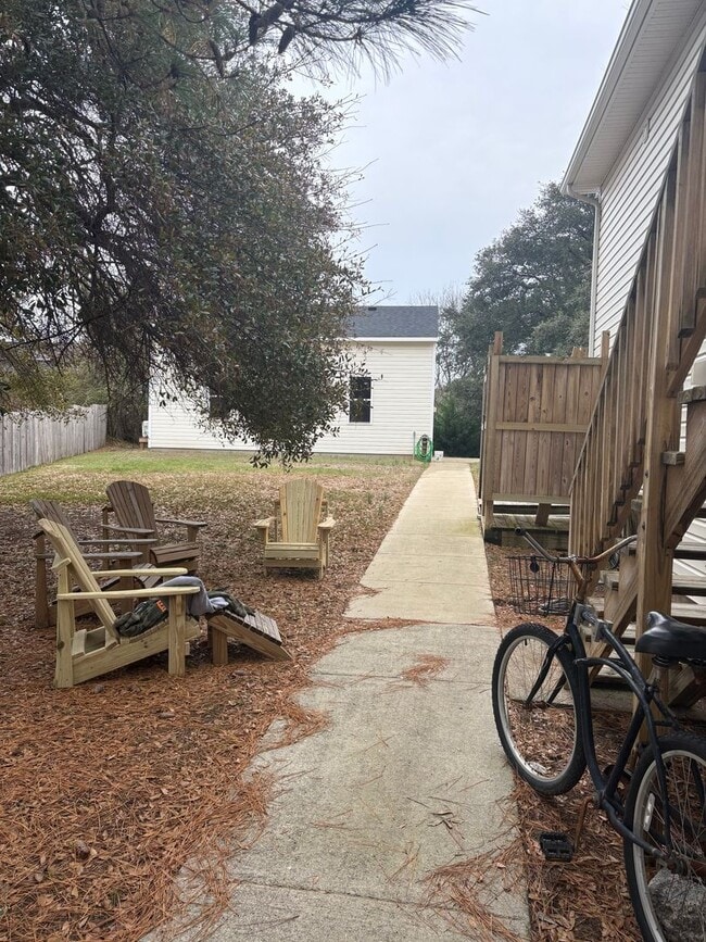 Photo - 1 Bedroom 1 Bath Available Now for Year Round Rental! $975/mo