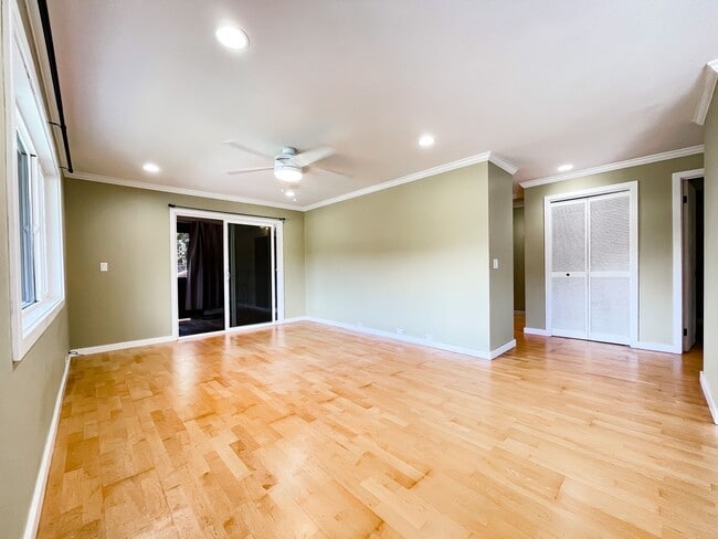 Photo - Pet Friendly 2-Bedroom Palolo Duplex