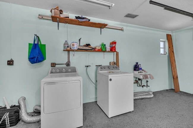 Photo - 4406 SW 37th Ave