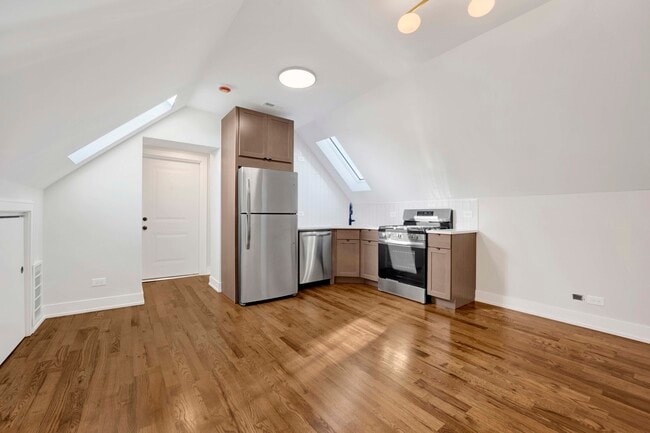 Photo - 3300 W Pershing Rd