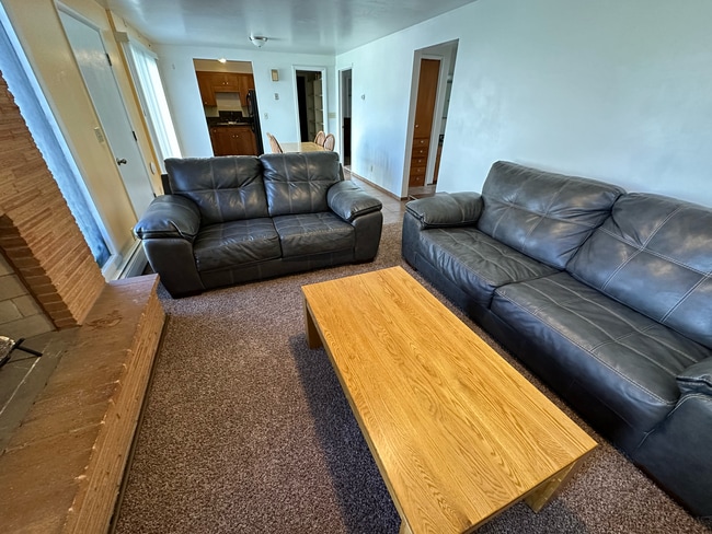 Photo - Pinnacle Apartments Unit B South Bedroom 2B shared