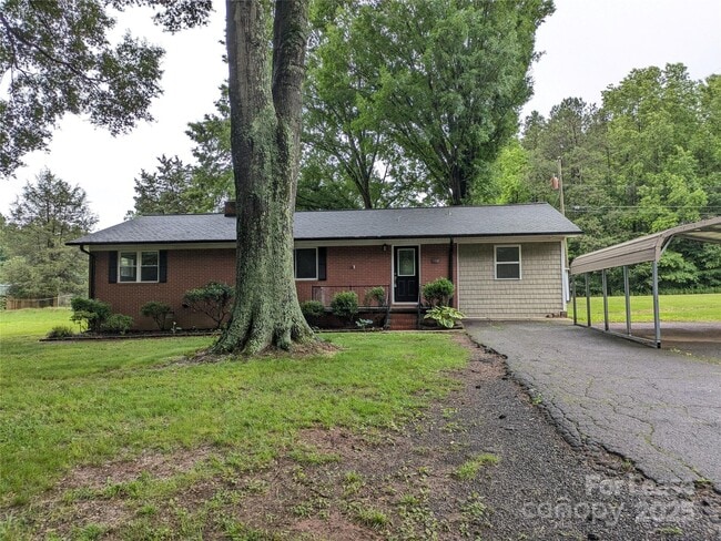 Photo - 1230 Shearers Rd House