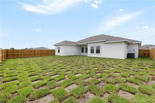 Photo - 113 Hope Dr