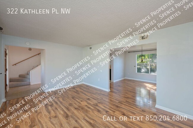 Photo - 322 Kathleen Pl NW Casa