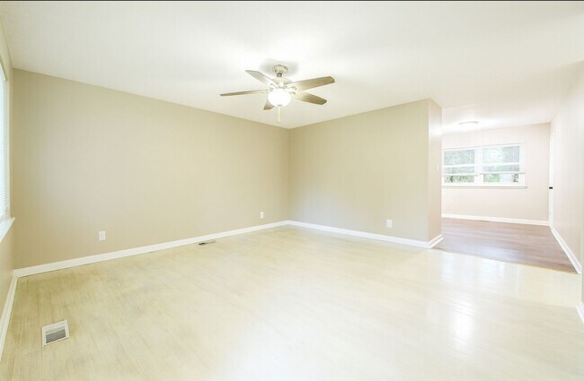 Photo - 5202 Nelbrook Dr