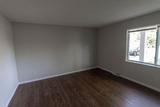 Photo - 1305 N Golf Blvd