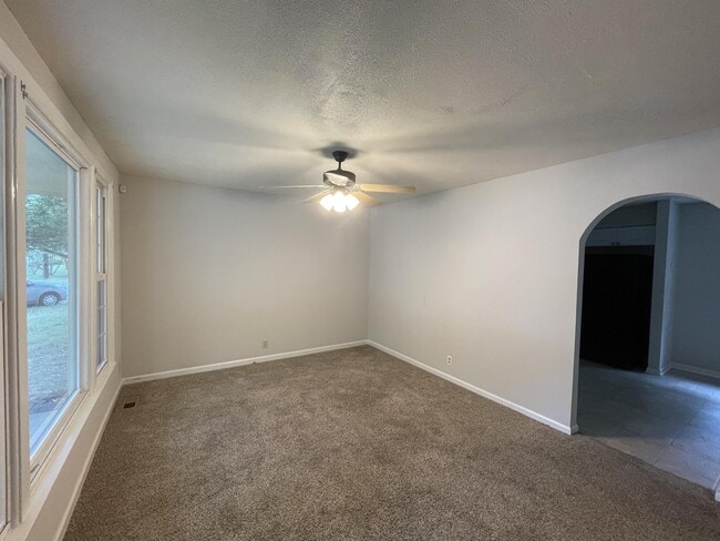 Photo - 174 Ocala Dr